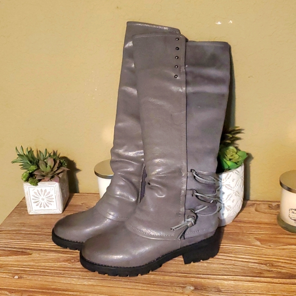 Gray boots